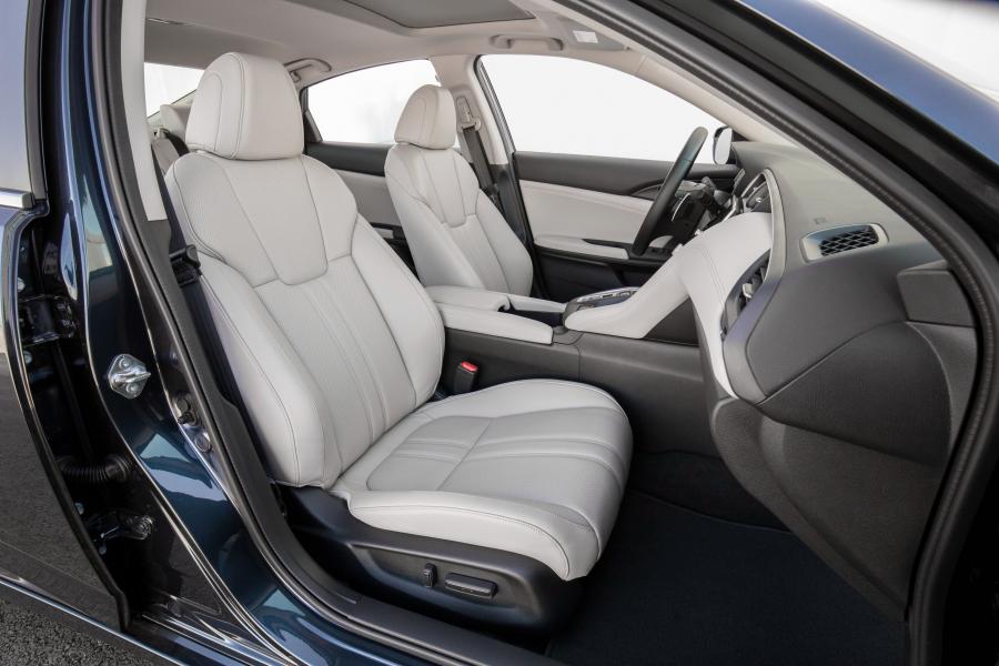 Интерьер Honda Insight 2018 года  (NA) (фото 22 из 62)